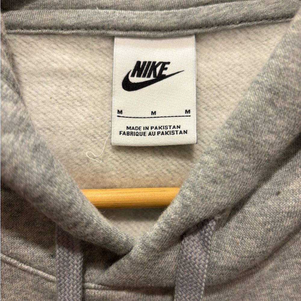 Nike Men's Light Gray Hoodie - Picture 2 of 4